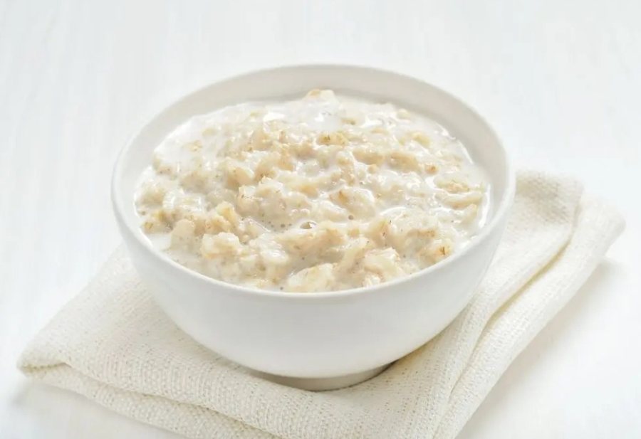 Avena cremosa con frutas